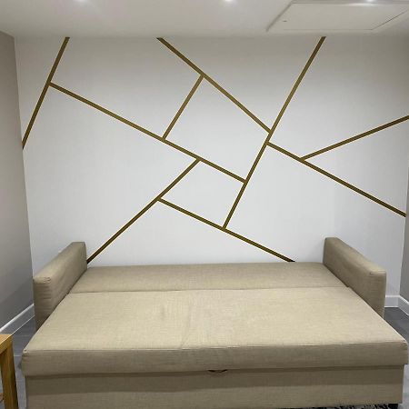 One Bedroom Apartment Goodmayes Exterior foto